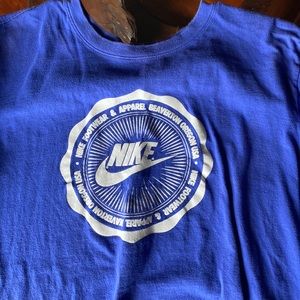 Gently used, nike shirt